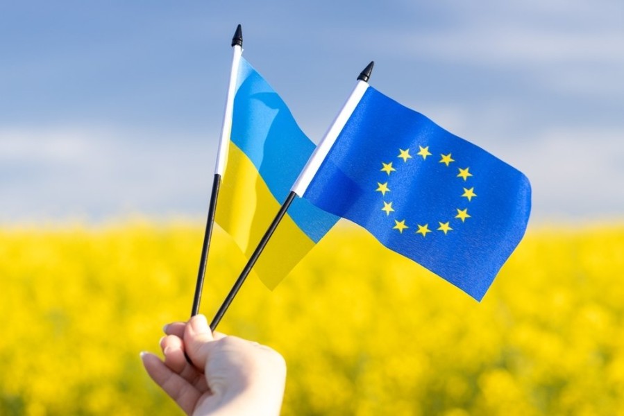 Новый проект Закона Украины "О размещении на рынке средств защиты растений и агрохимикатов"